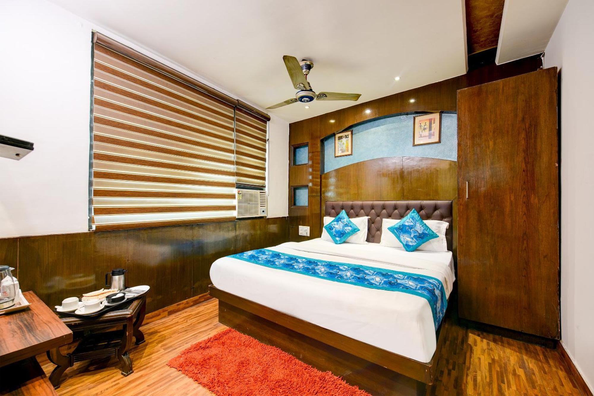 Hotel Le Grand - Walk-In From Rk Ashram Metro Station Нью-Дели Экстерьер фото